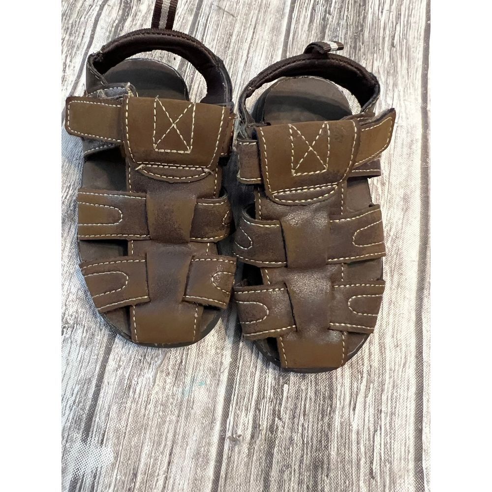 Sandals‎ Boys Brown size 8